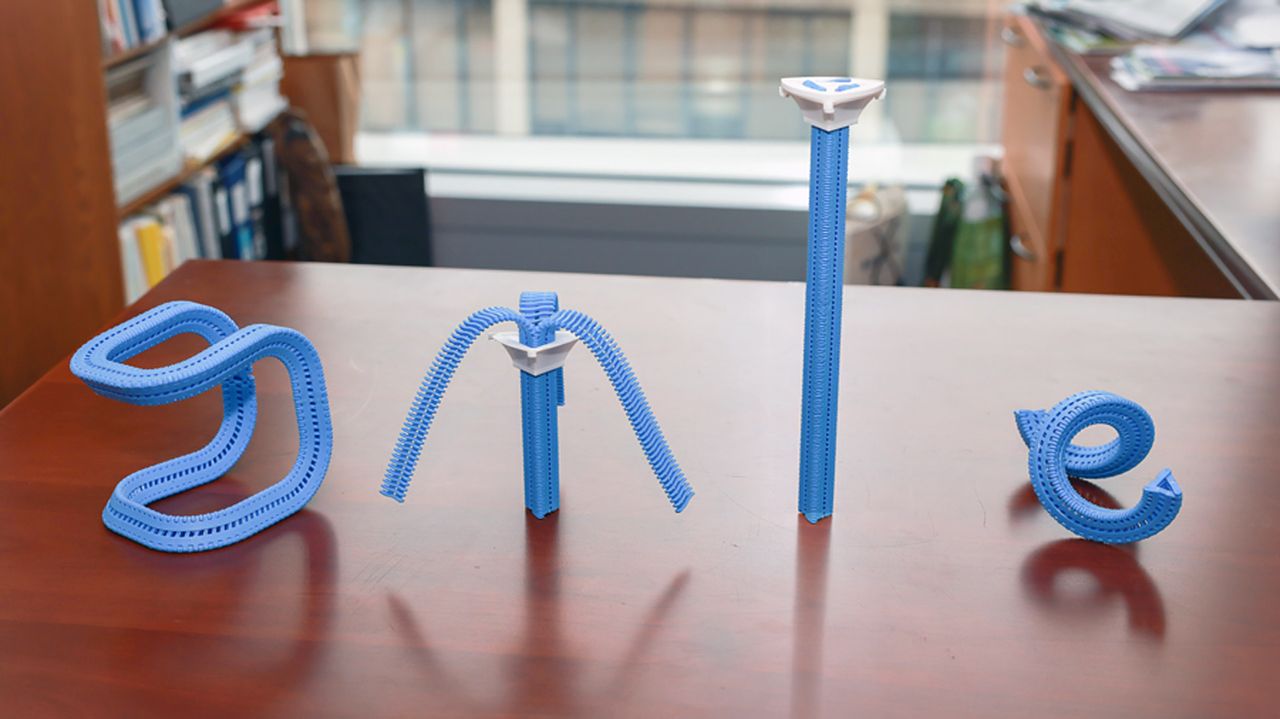 3D-printed Y-zipper turns from flexible to hard in less time than it takes to zip your fly