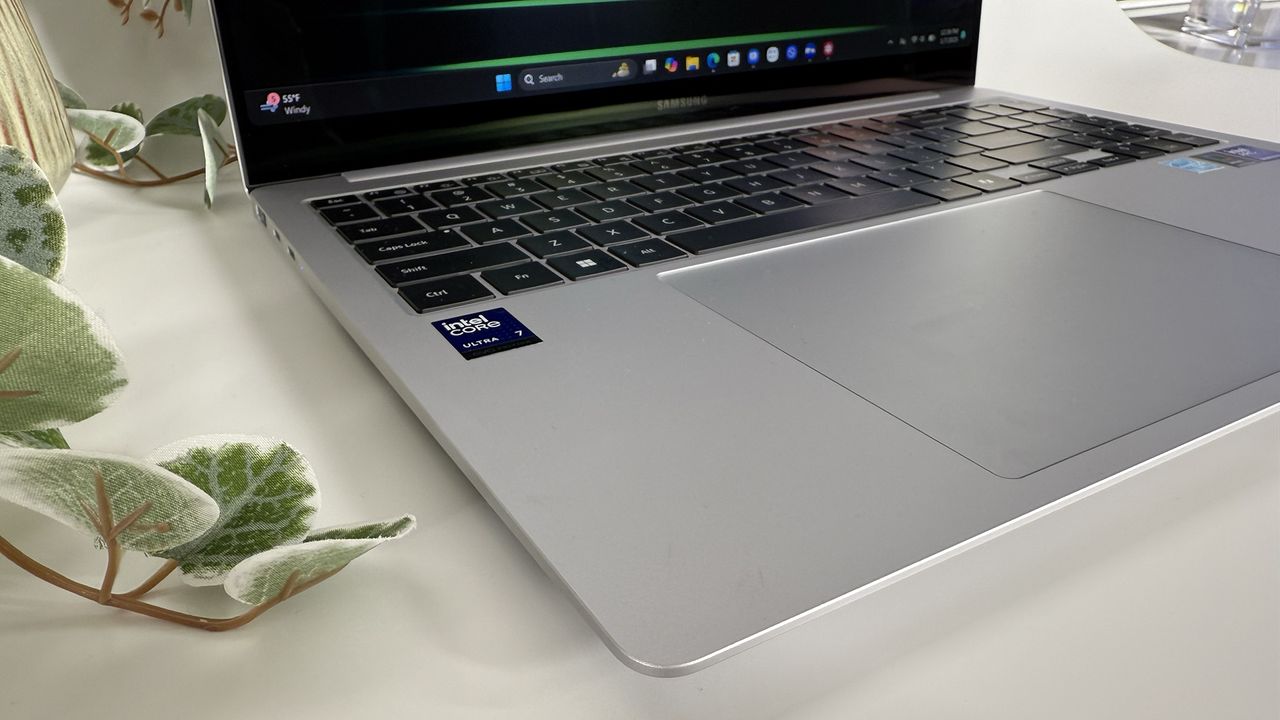 Samsung Galaxy Book5 Pro