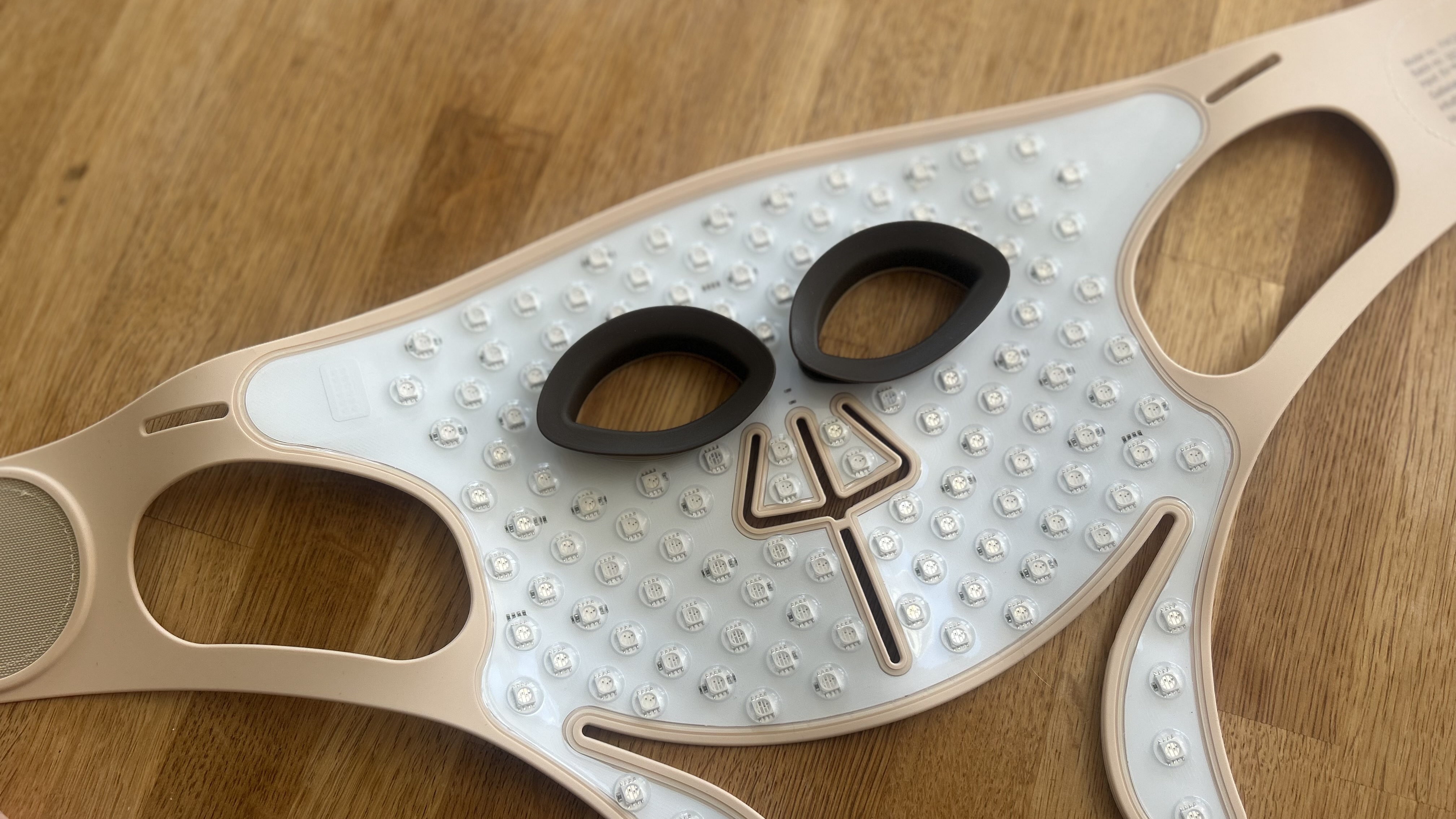 Silk'n LED Face Mask Pro