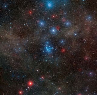 This wide-field view, which was created from images forming part of the Digitized Sky Survey 2, shows the rich region of sky around the young open star cluster NGC 2547 in the southern constellation of Vela (The Sails).