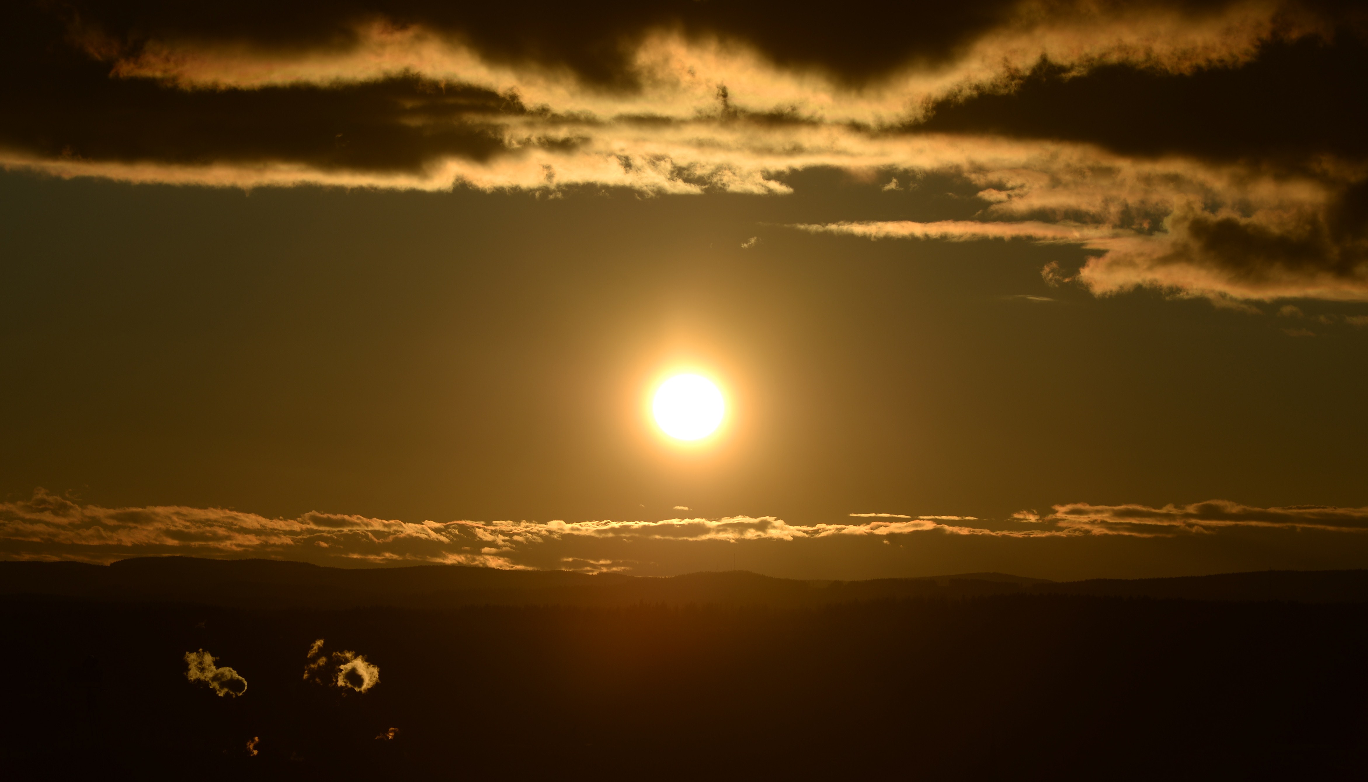 Daylight savings: how an hour of extra sunlight can benefit your mental  health