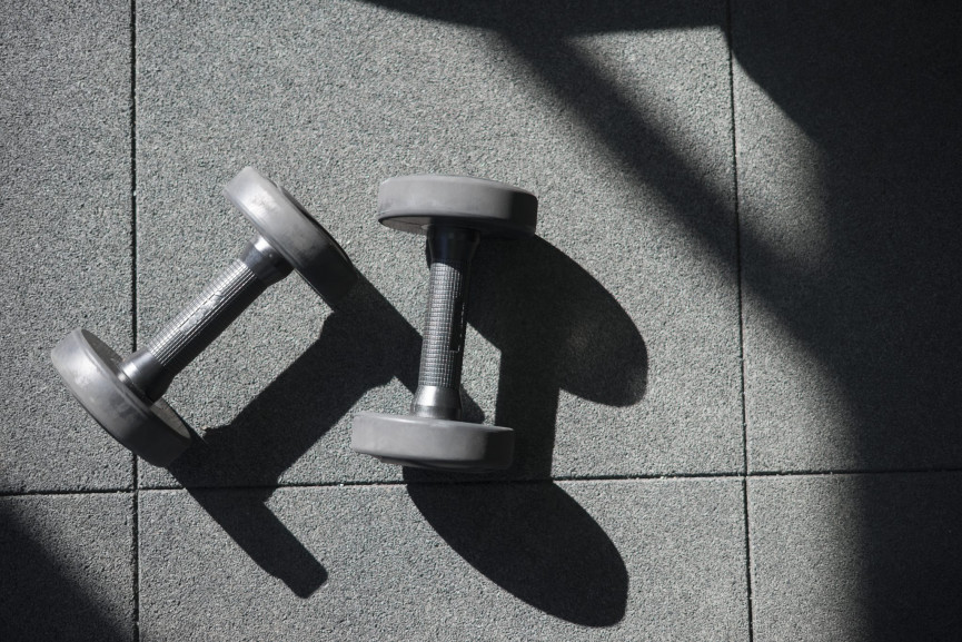 why-lifting-weights-is-for-everyone-not-just-the-airhead-hunks-of-love-island-5-1556649013-WUCT-column-width-inline
