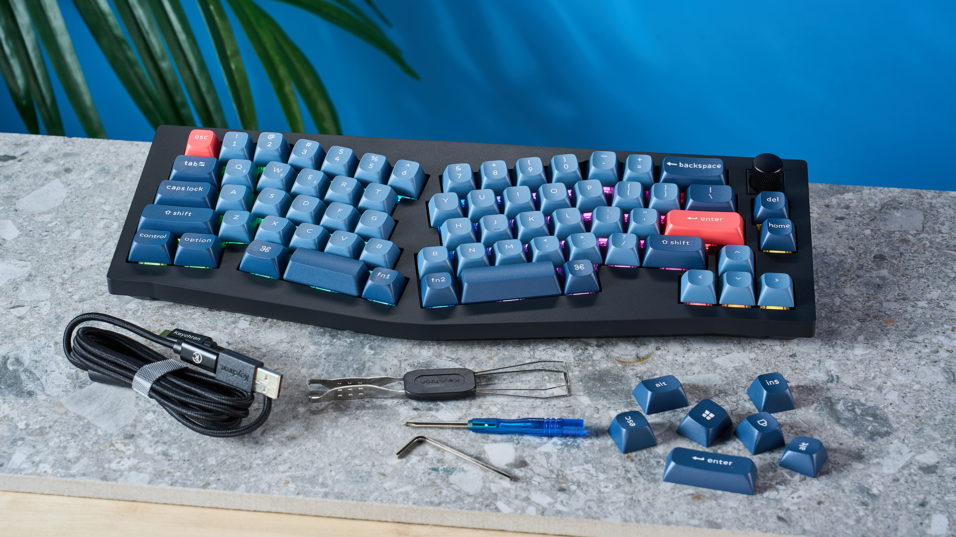 Foto der ergonomischen Tastatur Keychron V8 Max