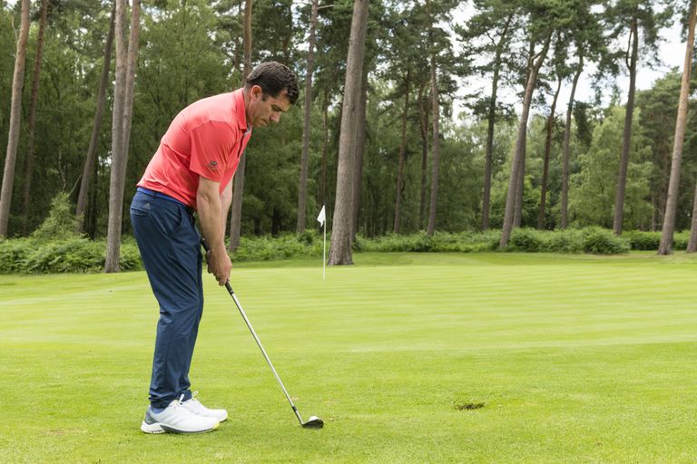 Chip And Run Technique Explained Master The Golf Chip And Run Golf