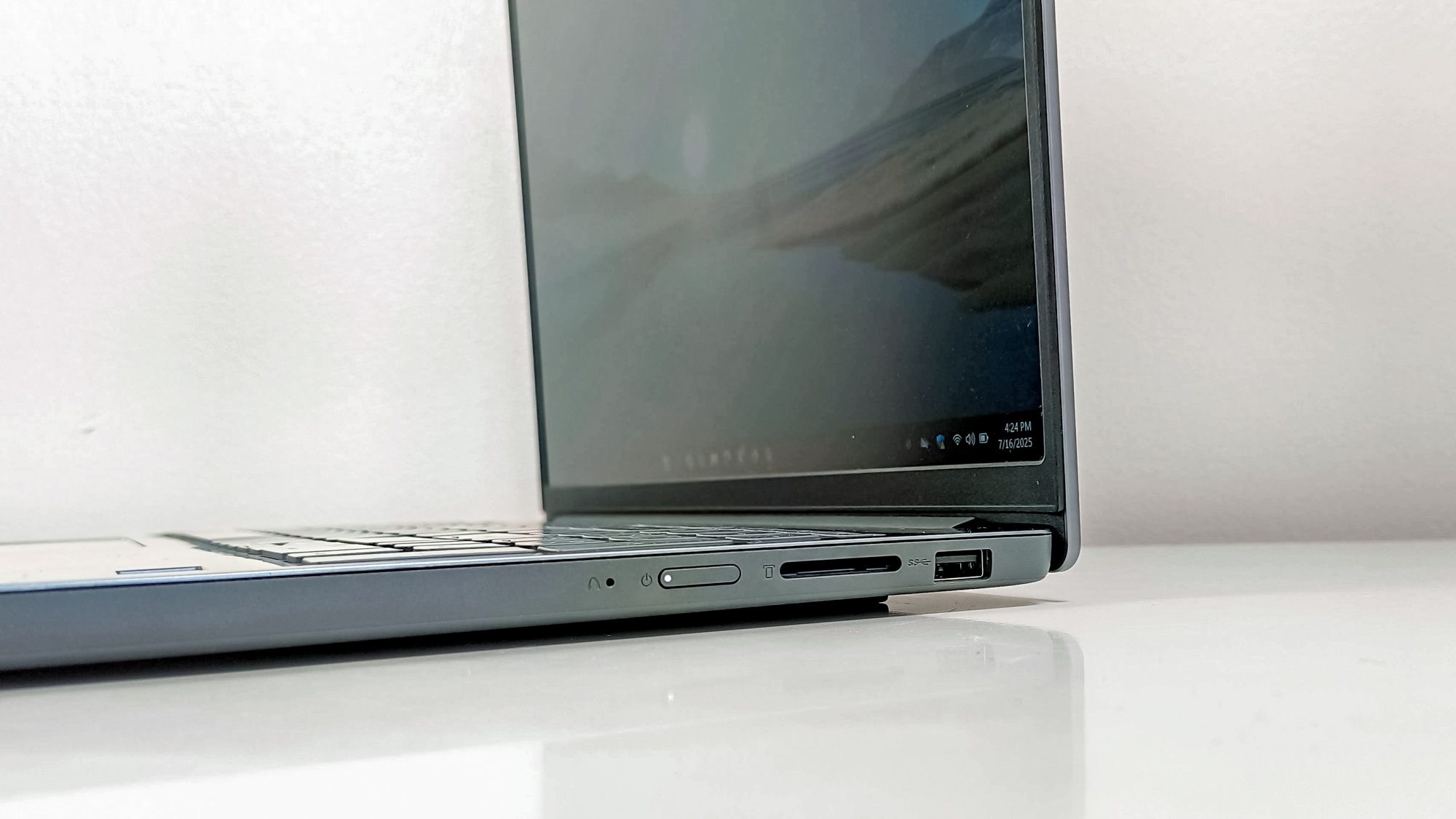 Lenovo IdeaPad Slim 3x review unit on a desk