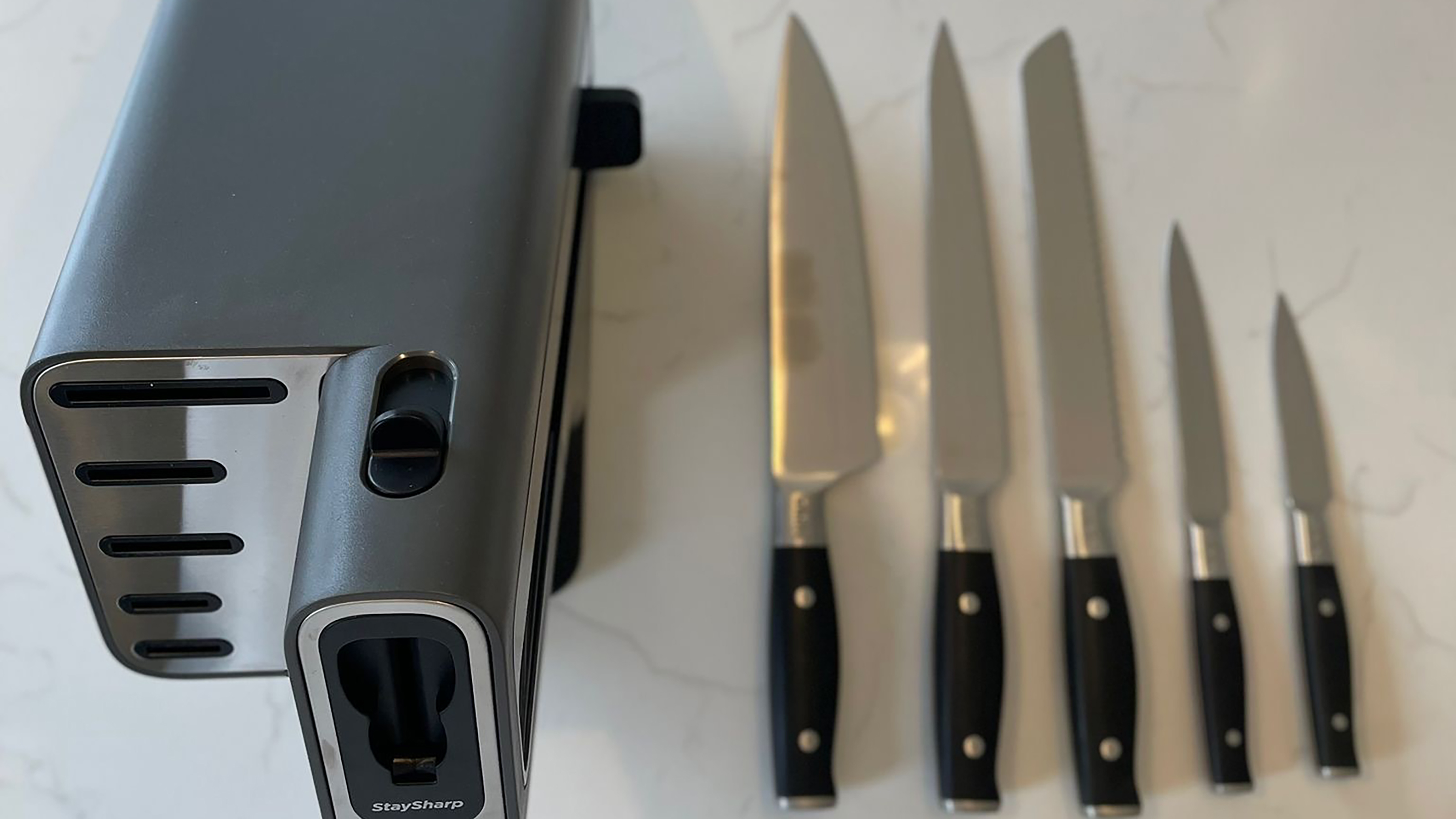 Ninja StaySharp knife set with integrated knife sharpener