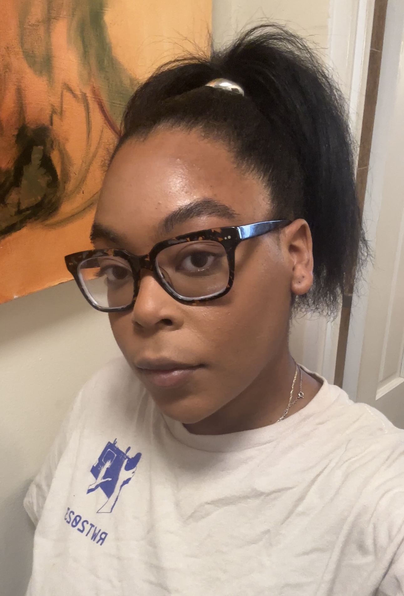 Ariel Baker after using Clinique Chubby Sticks