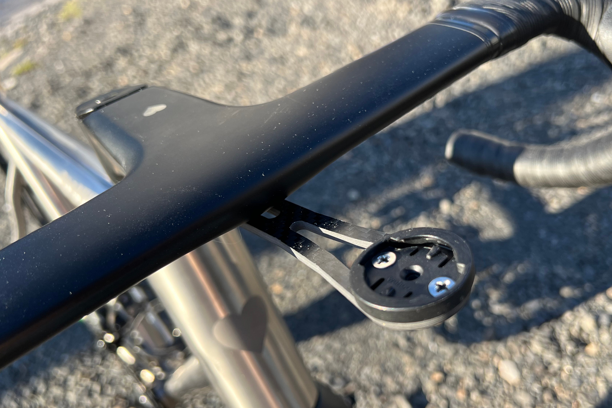 Blackheart Bike Co's Road Ti reviewed: Blackheart integrated cockpits come with a carbon fiber mount that can accommodate a Garmin or Wahoo bike computer.