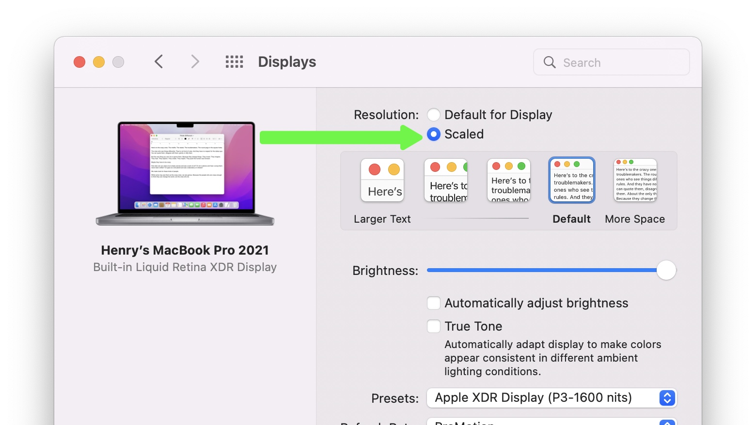 Display settings on a MacBook Pro