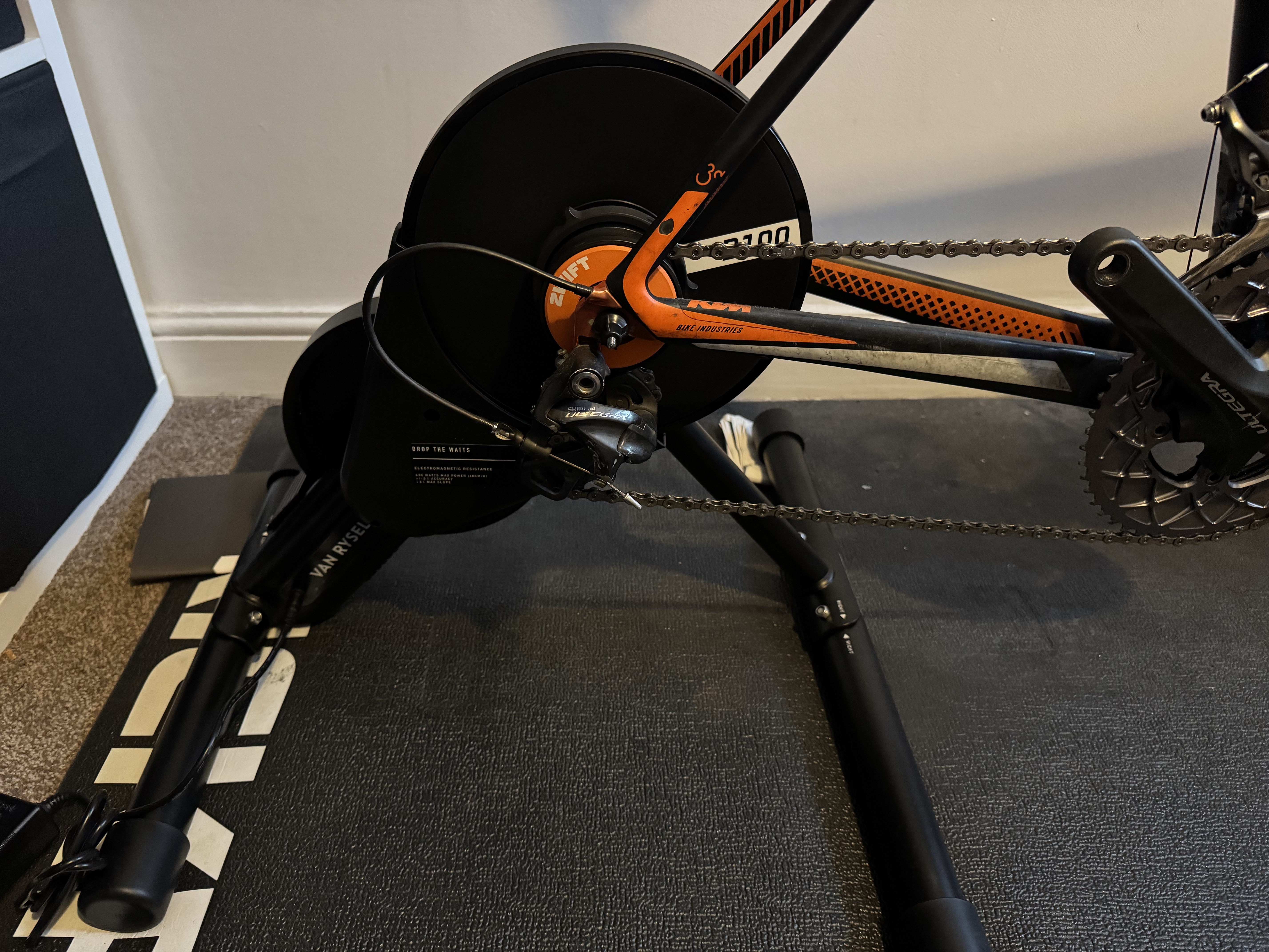 Van Rysel D100 Trainer with Zwift Cog