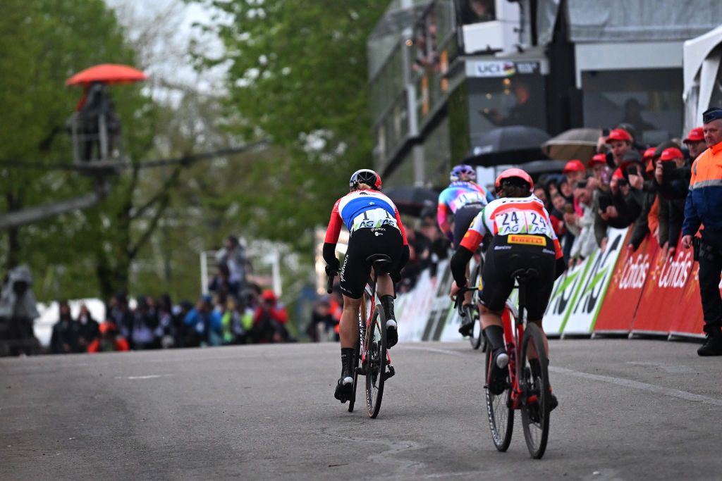 HUY BELGIUM APRIL 17 LR Demi Vollering of The Netherlands and Team SD Worx Protime race winner Katarzyna Niewiadoma of Poland and Team CanyonSRAM Racingand Elisa Longo Borghini of Italy and Team Lidl Trek sprint at finish line during the 27th La Fleche Wallonne Feminine 2024 a 146km one day race from Huy to Huy UCIWWT on April 17 2024 in Huy Belgium Photo by Dario BelingheriGetty Images