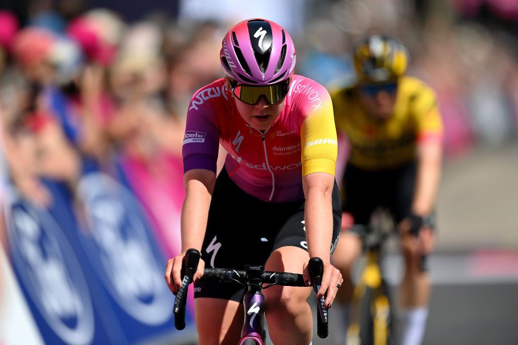 MALDON ENGLAND MAY 27 Lonneke Uneken of Netherlands and Team SD Worx crosses the finish line during the 5th RideLondon Classique 2022 Stage 1 a 1365km stage from Maldon to Maldon RideLondon UCIWWT on May 27 2022 in Maldon England Photo by Justin SetterfieldGetty Images