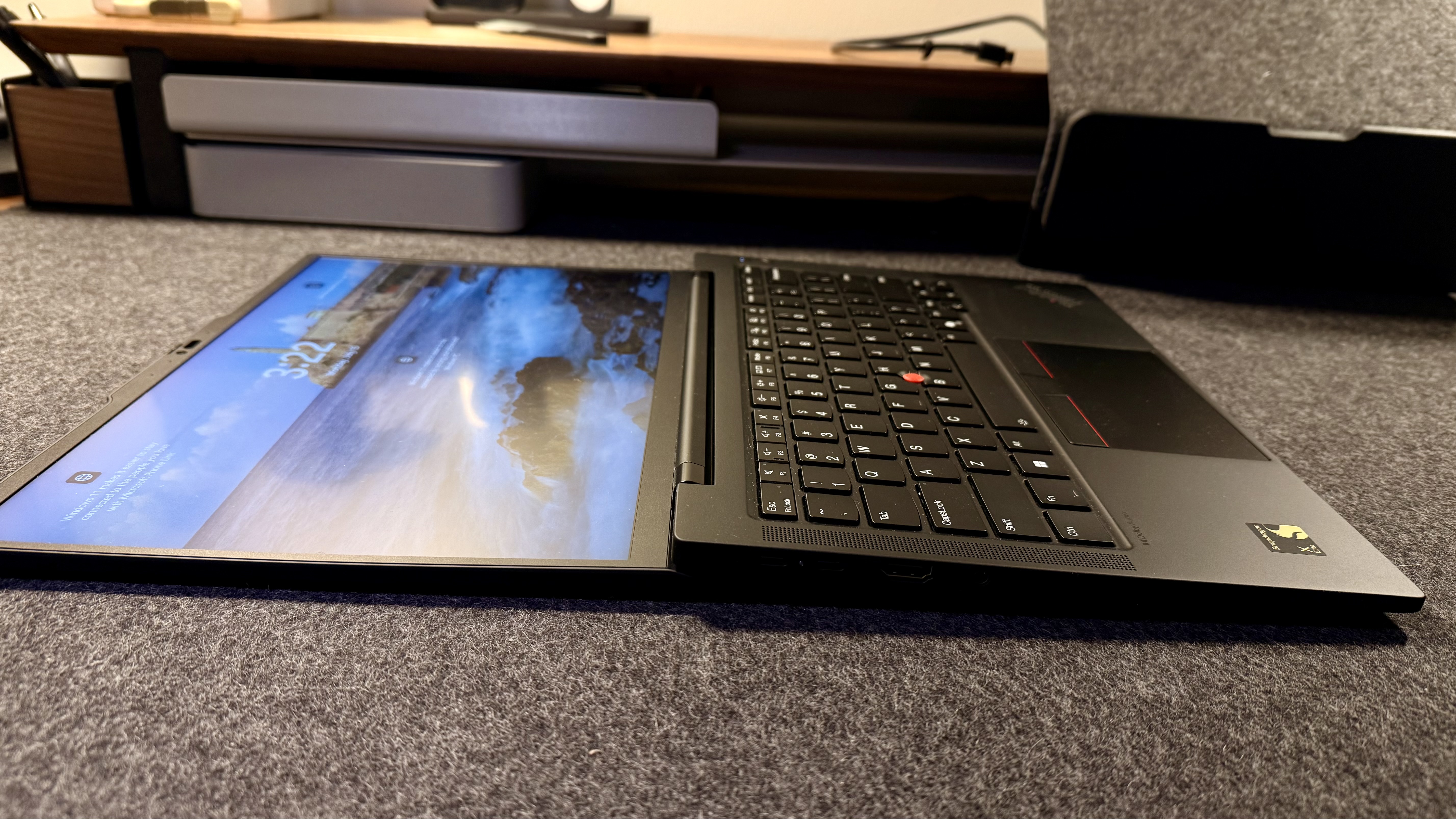 Lenovo | Thinkpad T14s Gen 6 Snapdragon