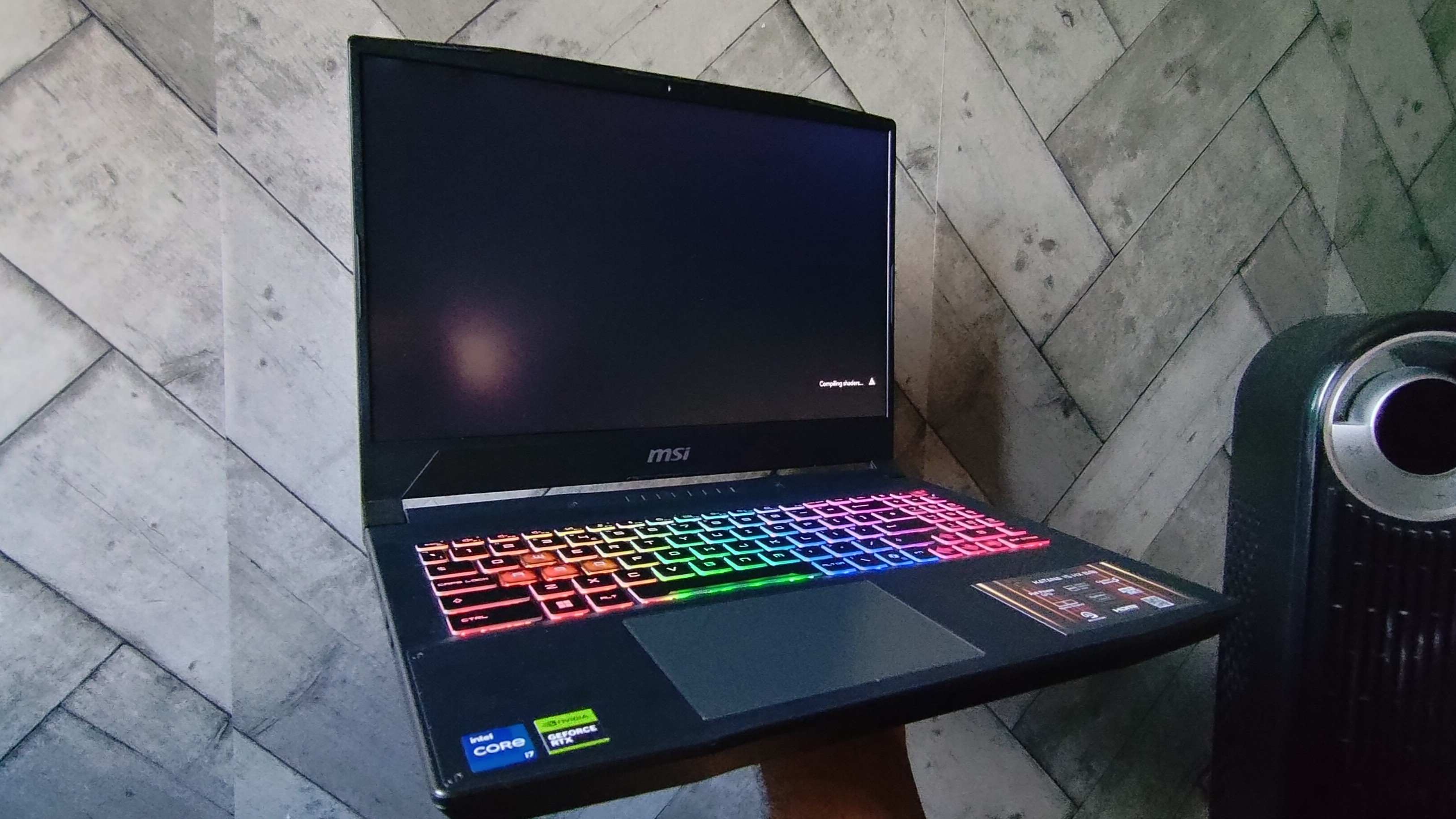 MSI Katana 15 HX B14W in full view