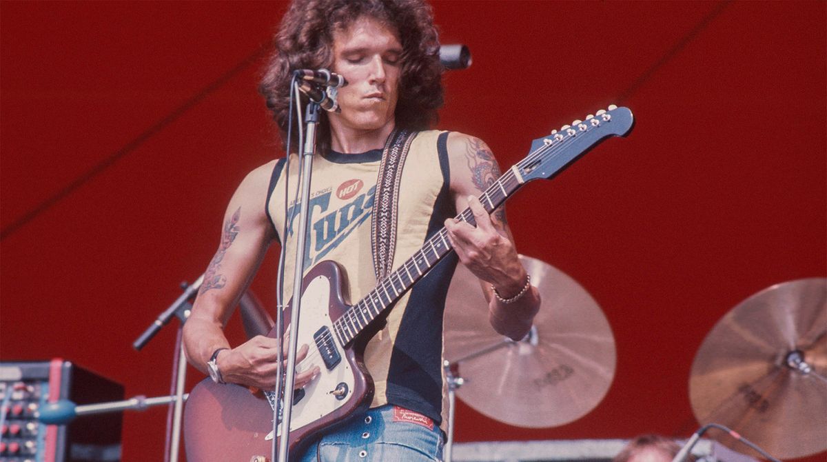 Jorma Kaukonen on Jefferson Airplane's “Somebody to Love