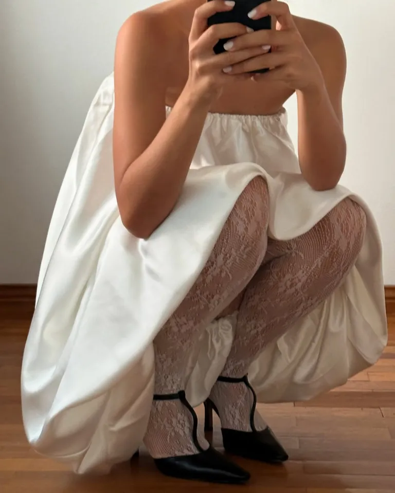 women wearing tights