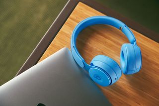 Beats Solo Pro Light Blue