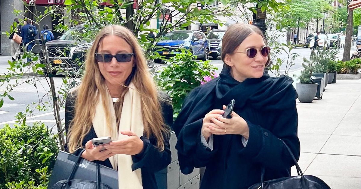 The 2026 Shoe and Bag Trends Mary-Kate and Ashley Olsen Wore The 2026 Shoe and Bag Trends Mary-Kate and Ashley Olsen Wore