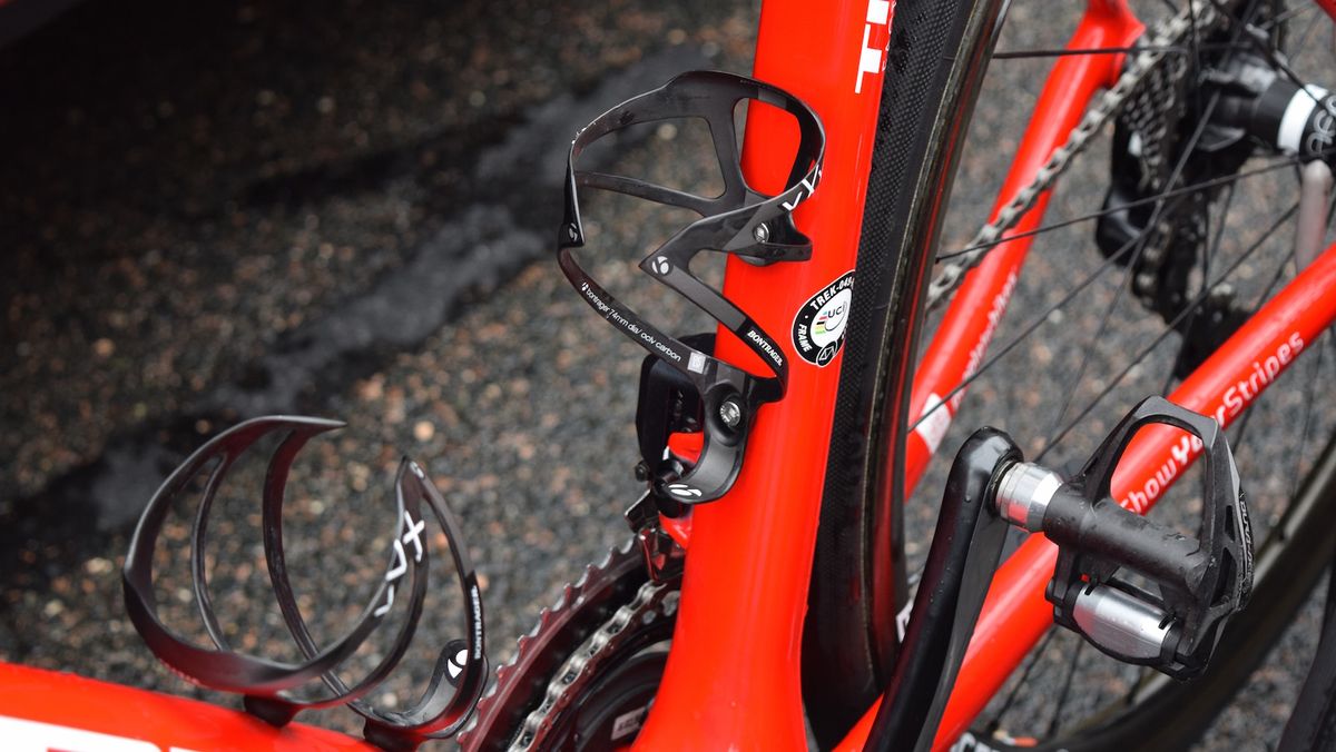 Bontrager XXX bottle cages alongside the UCI approved frame sticker