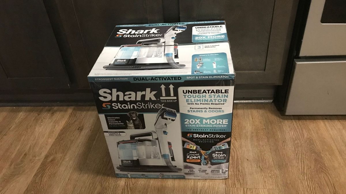 shark stain striker in branded box
