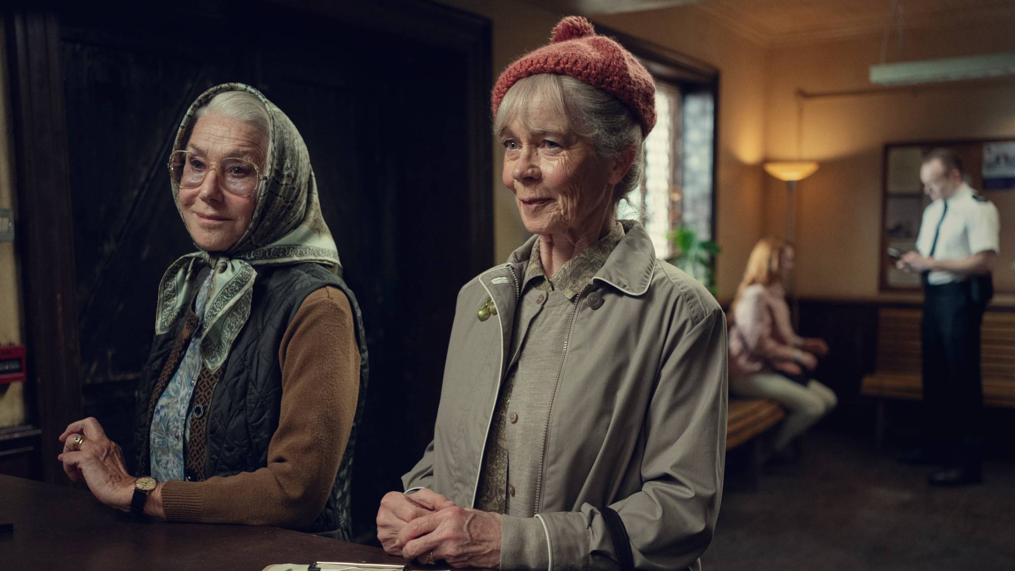 (L-R) Helen Mirren as Elizabeth Best and Celia Imrie as Joyce Meadowcroft in "The Thursday Murder Club"