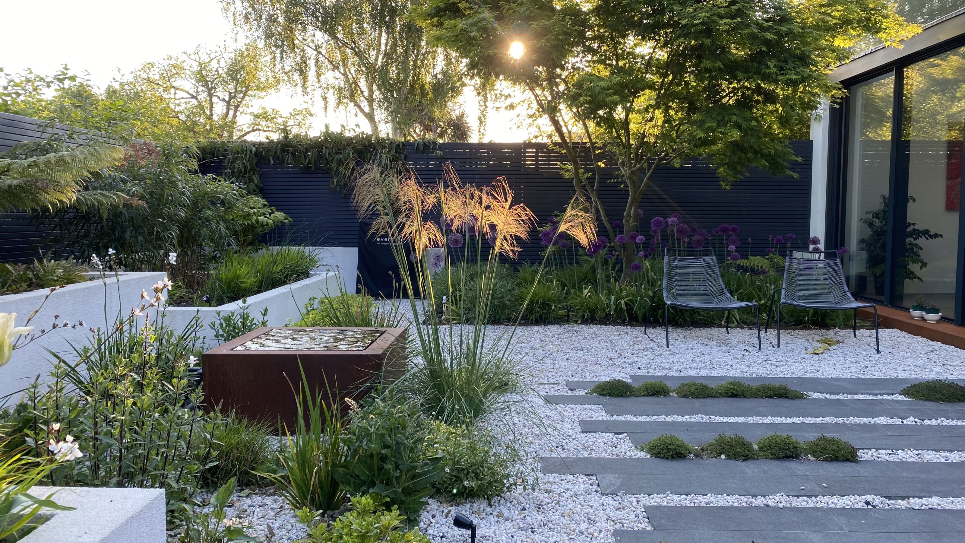 Garden Design Ideas With Pebbles | Unique garden decor, Pebble garden,  Front yard landscaping design