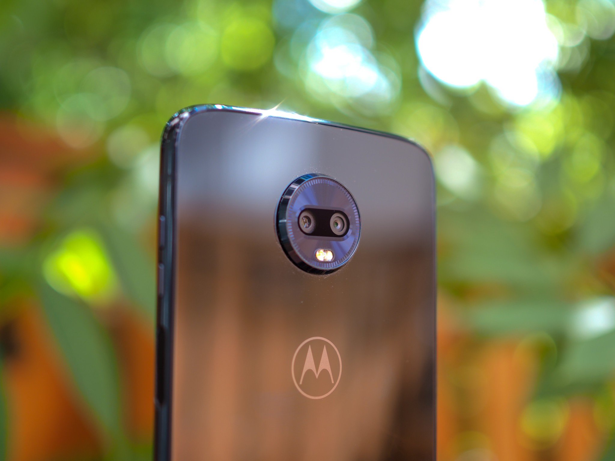 Motorola Moto Z3 Review