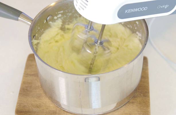 can-you-use-a-hand-blender-for-mashed-potatoes