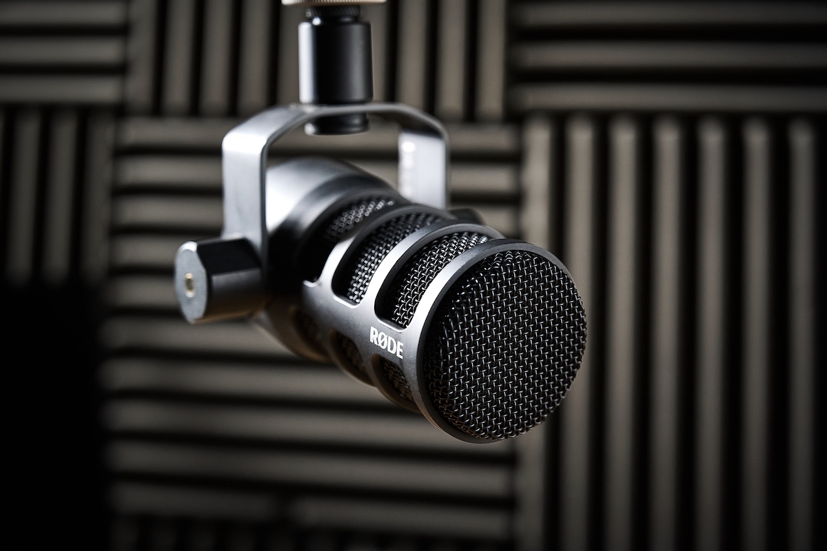 Rode PodMic USB in a studio setting