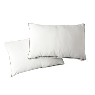 Thick Pillows or Thin Pillows: Which are Best? - Bensons for Beds