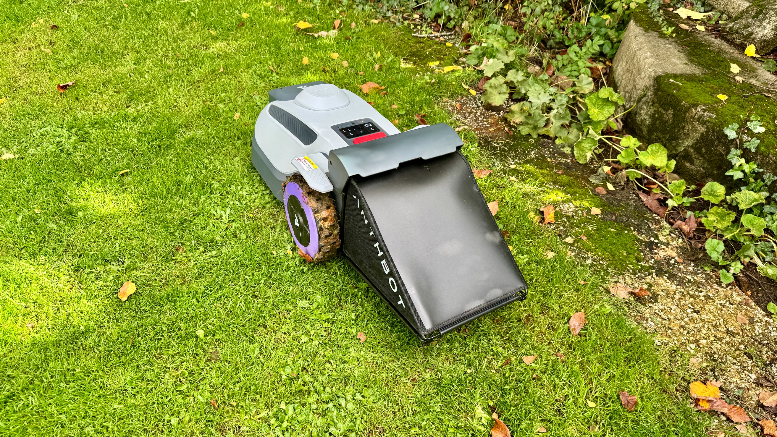 Anthbot N8 mower