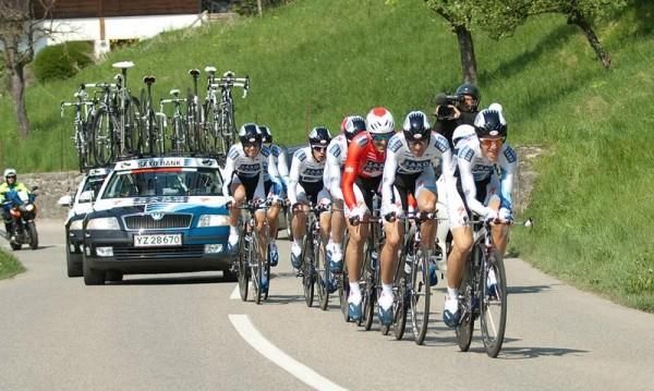 As part of the UCI's revamped Worlds format, professional trade teams such as Saxo Bank will compete in a team time trial.