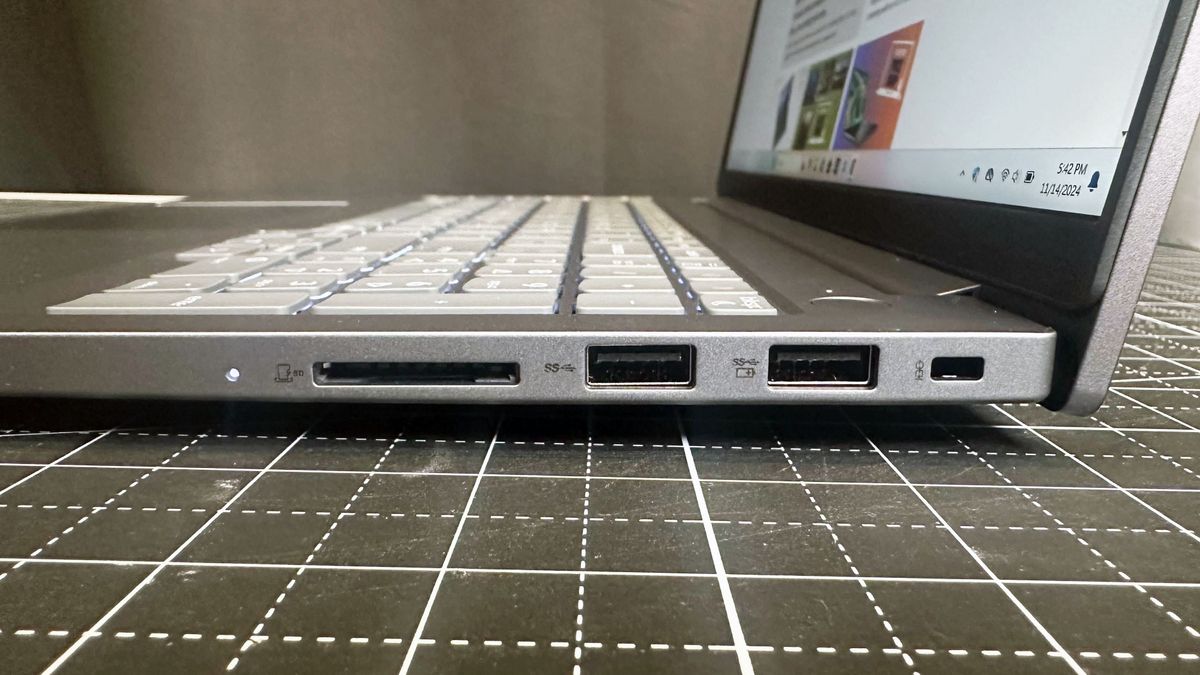 Lenovo ThinkBook 16 Gen 7 (G7 QOY)