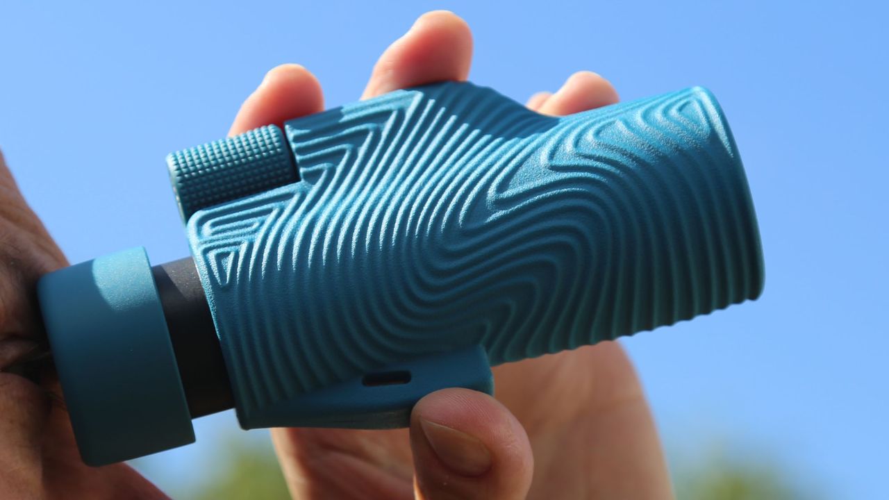 Nocs Provisions 8x32 Field Tube Monocular pointing skyward