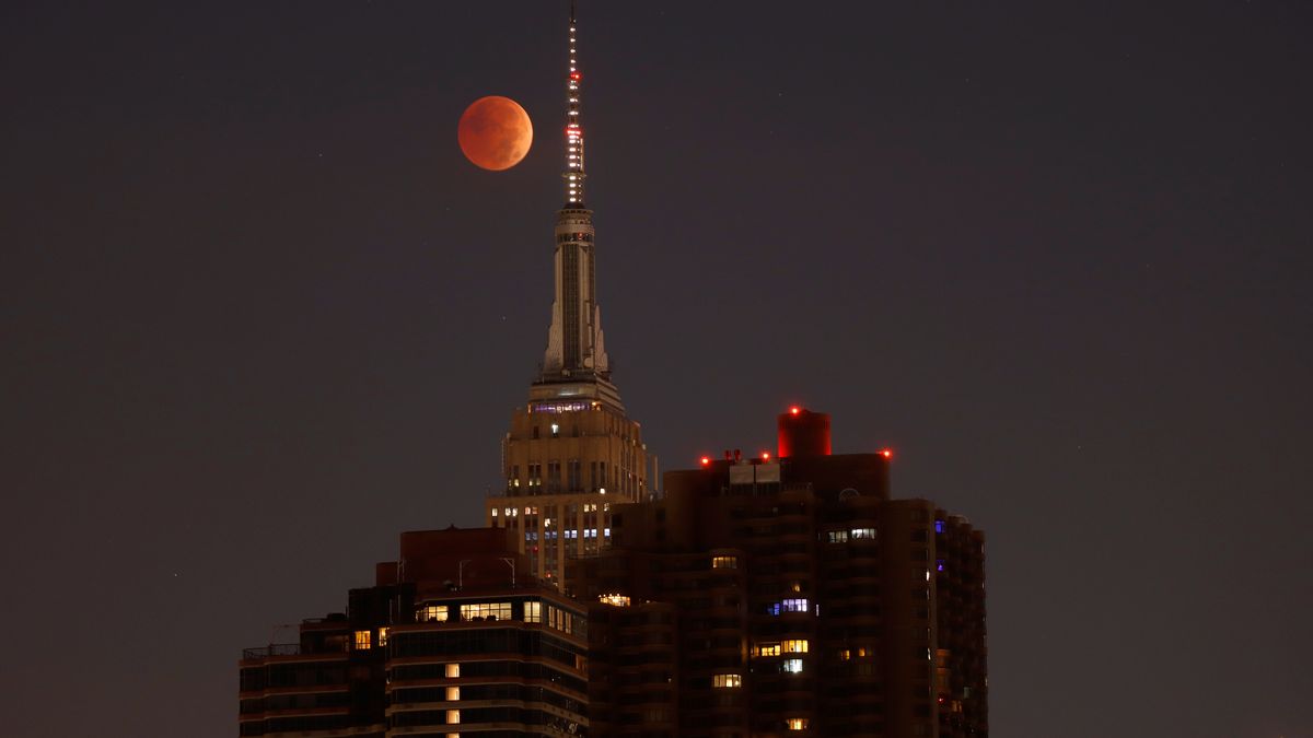 A total lunar eclipse comes to North America tonight: Here's everything you need to know about the 'Blood Worm Moon'