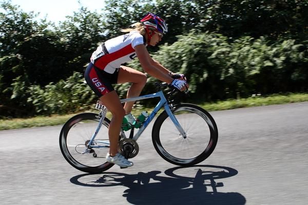 Away on her own for a long time, American Alison Starnes (USA) took the prize for combativity on stage one.