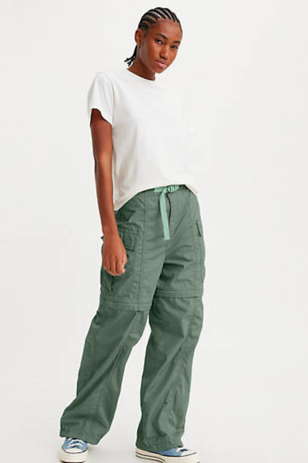 Best Cargo Pants for Women | Levi