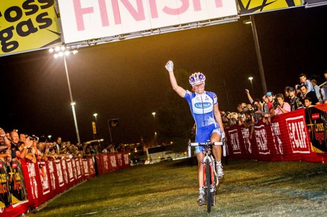 Katerina Nash (Luna) wins CrossVegas.