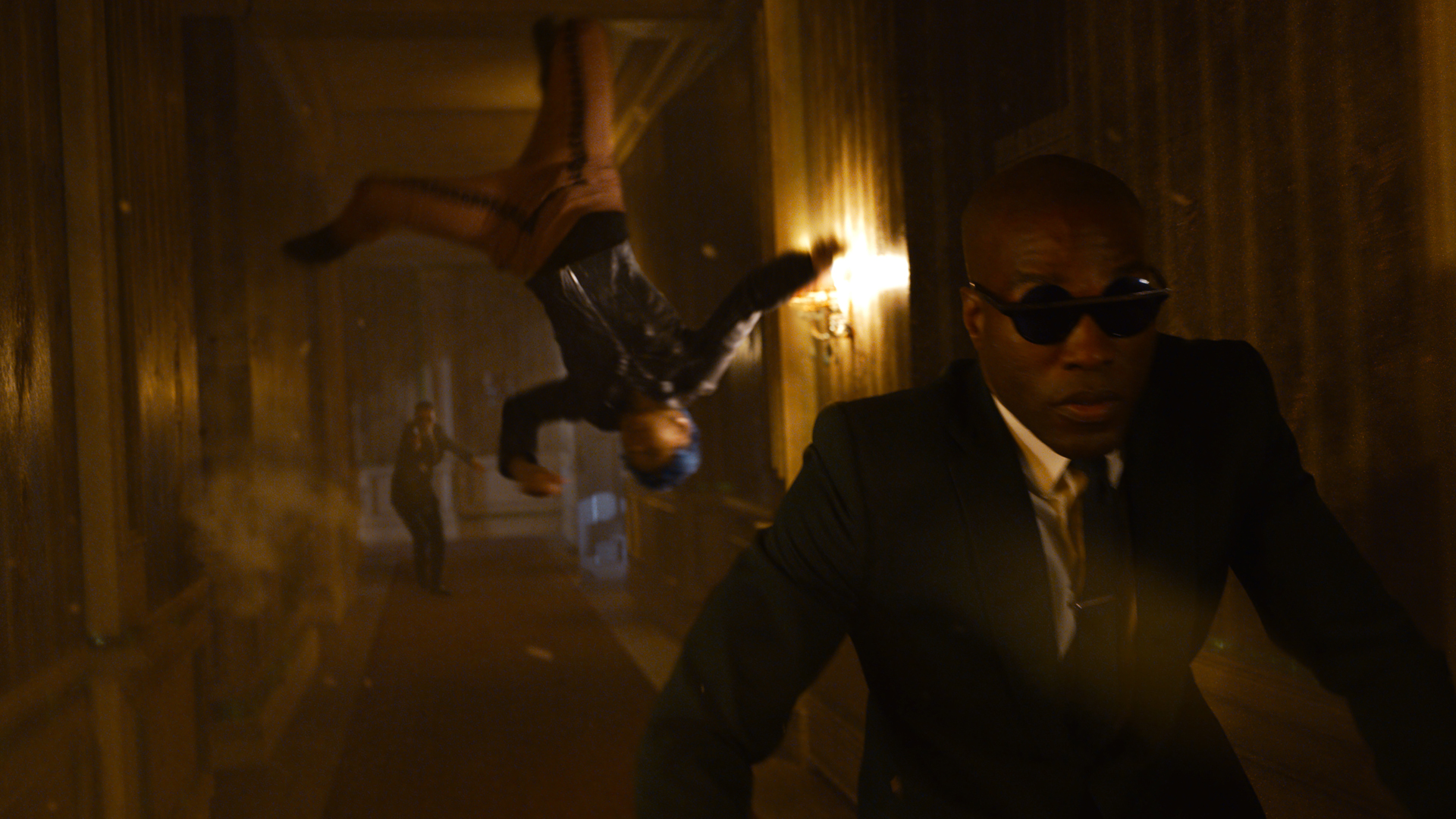Bugs protects Morpheus from the Agents in The Matrix Resurrections