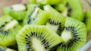 Kiwi fruit slices