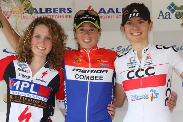 Women's podium: 1. Laura Turpijn, 2. Anne Terpstra, 3. Maja Wloszczowska