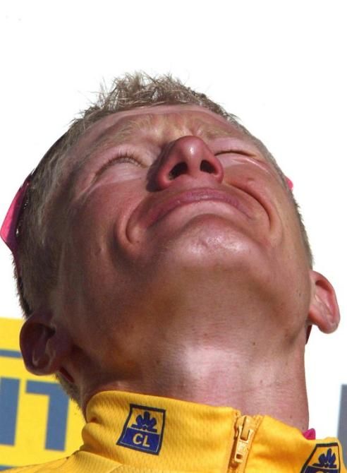 An emotional Alexander Vinokourov wins the 2003 edition of the race
