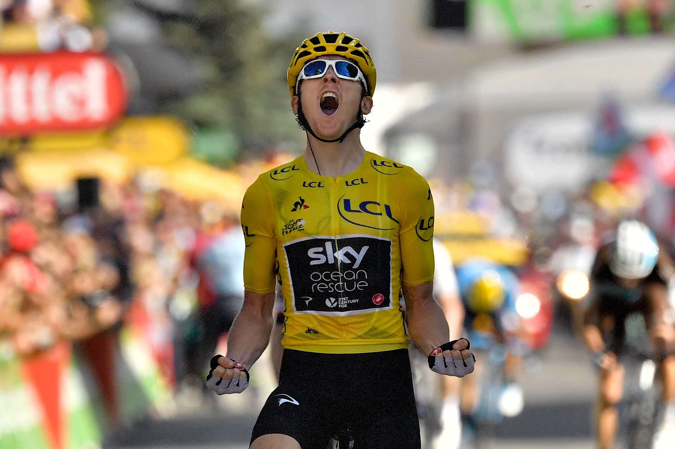 Geraint Thomas on Alpe d'Huez
