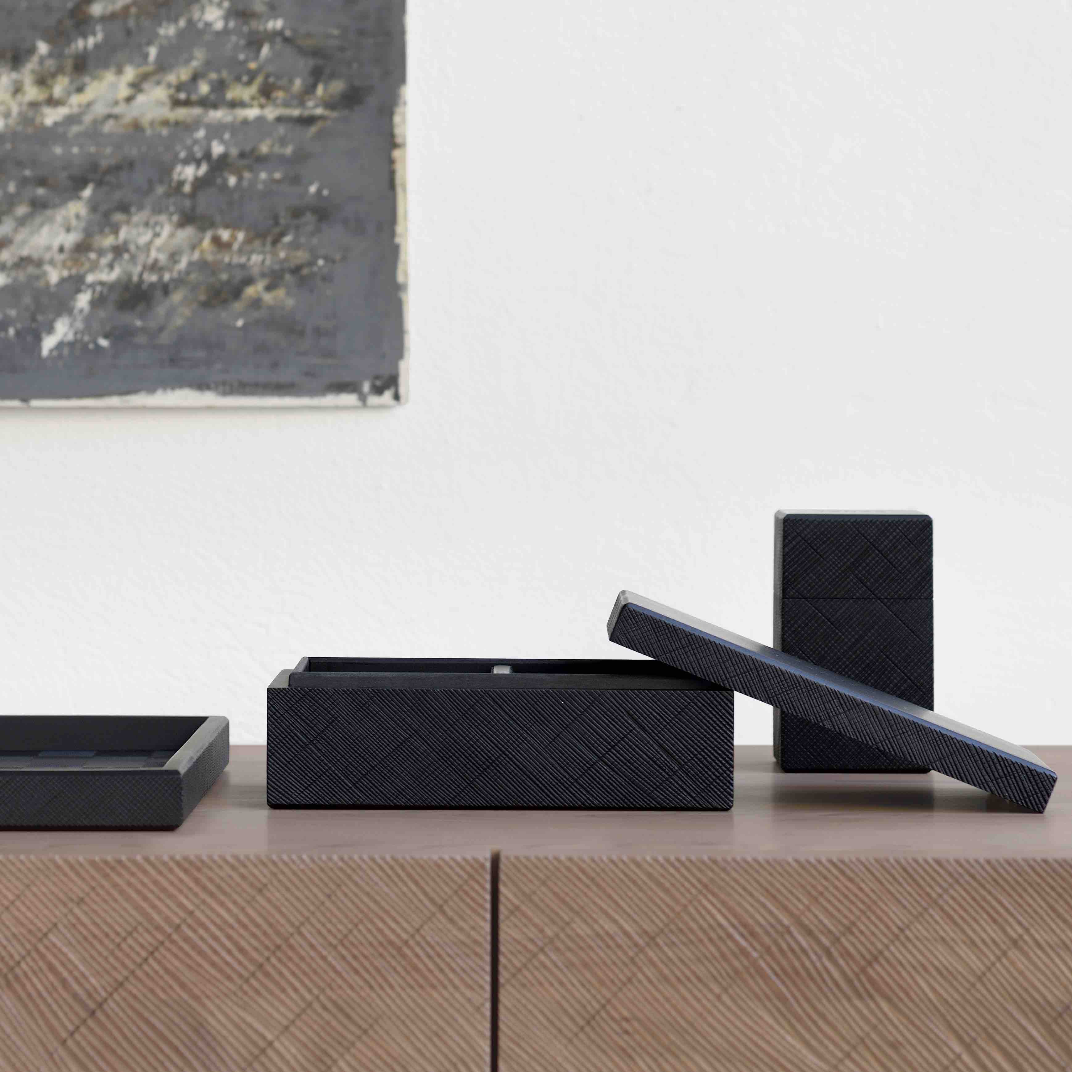 Black boxes with lids