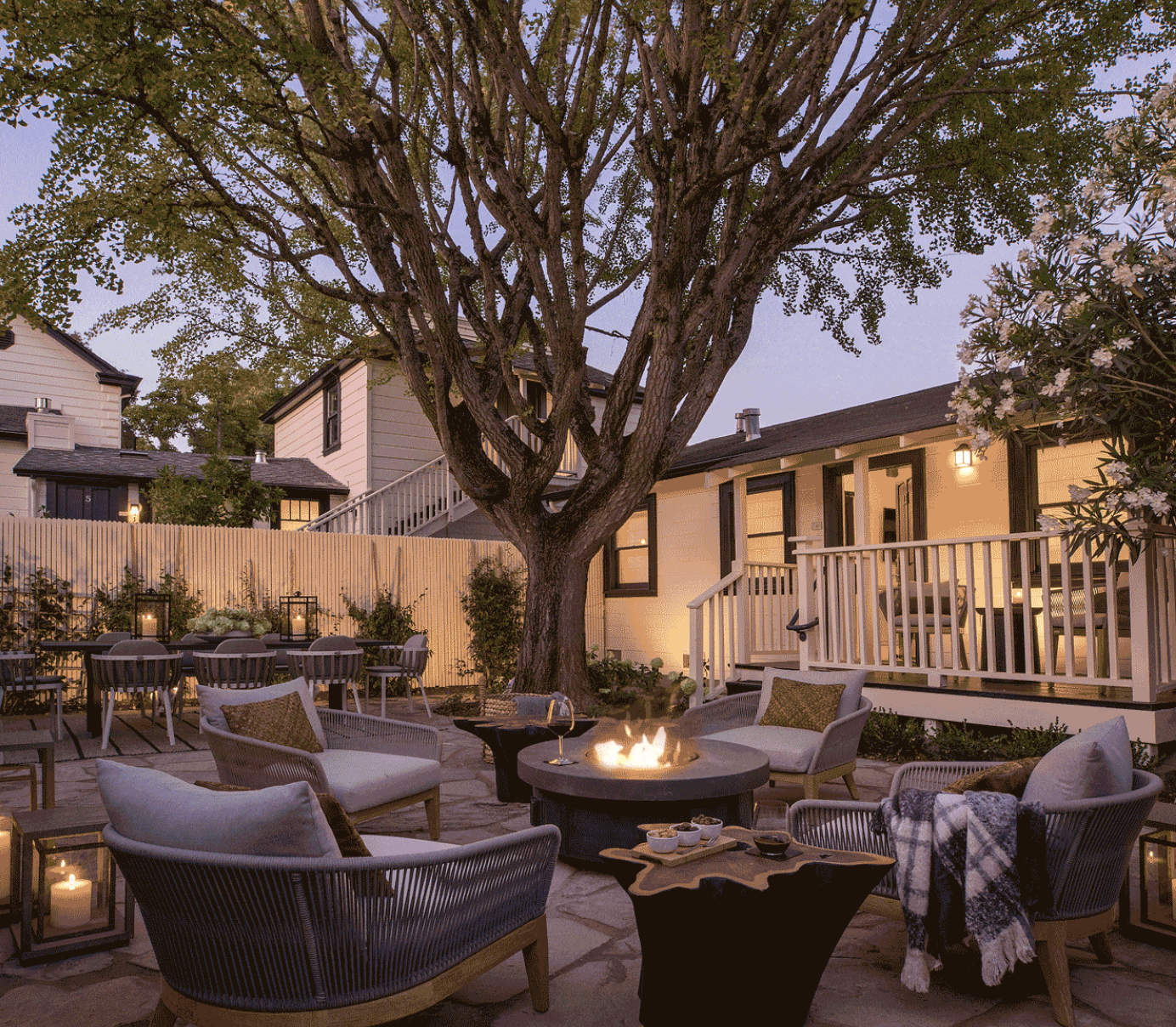 branding by Love &amp;amp; War