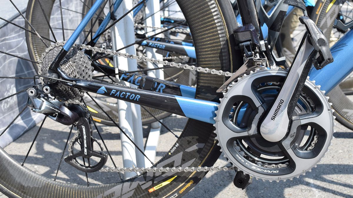 Latour's drivetrain consists of Shimano, SRM and CeramicSpeed components