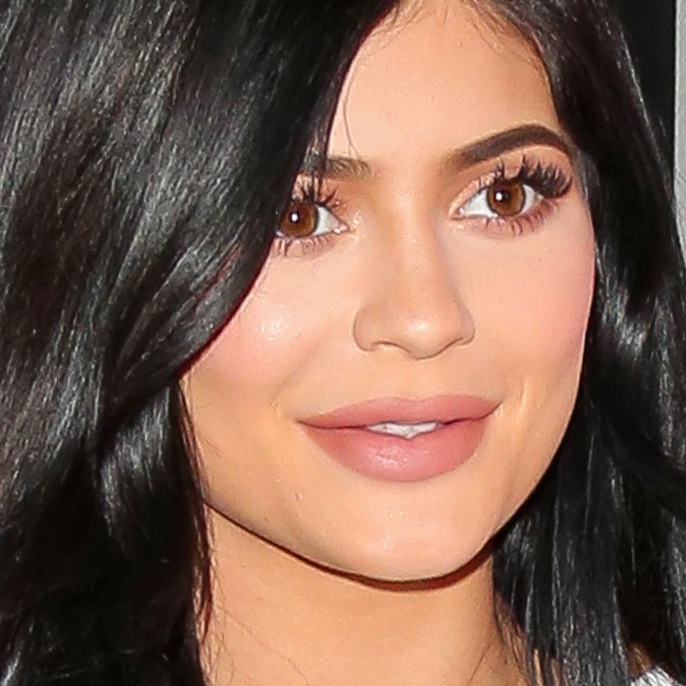 Kylie Jenner Posted a Makeup-Free Selfie to Instagram - Kylie Jenner No ...