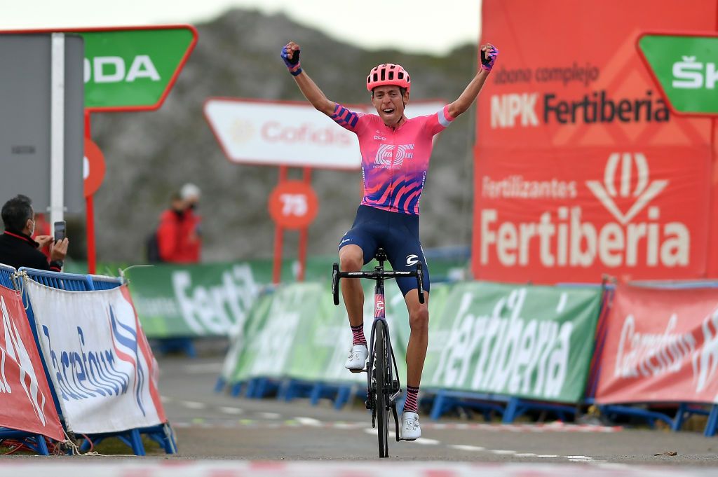 ALTODELANGLIRU SPAIN NOVEMBER 01 Arrival Hugh Carthy of The United Kingdom and Team EF Pro Cycling Celebration during the 75th Tour of Spain 2020 Stage 12 a 1094km stage from Pola de Laviana to Alto de lAngliru 1560m lavuelta LaVuelta20 La Vuelta on November 01 2020 in Alto de lAngliru Spain Photo by Justin SetterfieldGetty Images