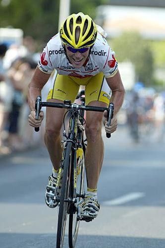 Chris Horner breaking away