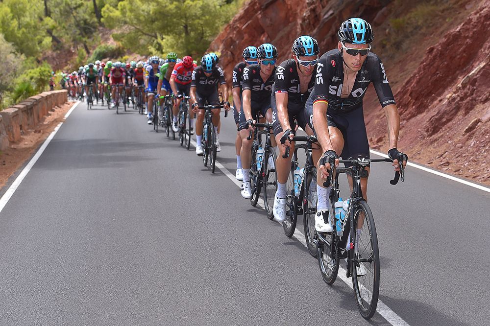 Team Sky riders line up in support of Chris Froome